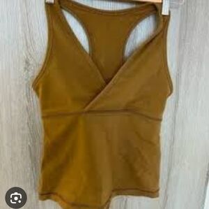 Lululemon tank top